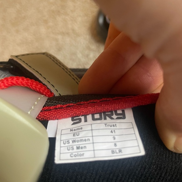 Roller blades (Story) - Picture 5 of 5